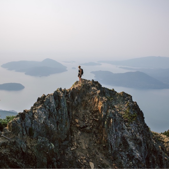 Welcome to my closet! - Picture 1 of 1